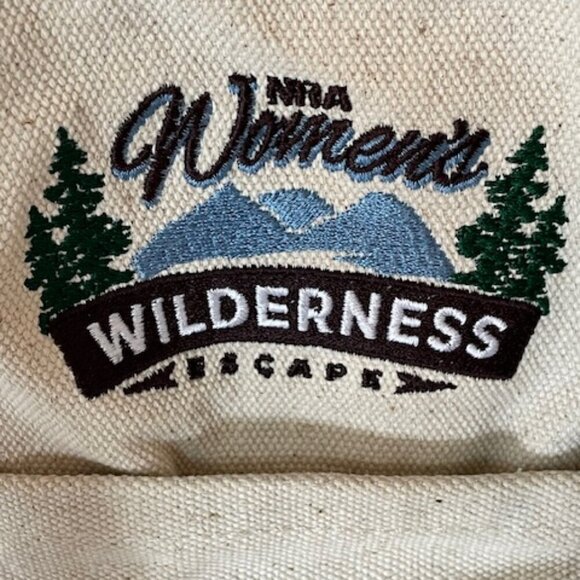 NRA Women’s Wilderness Escape Canvas Large Tote Bag Very Rare - Picture 6 of 16
